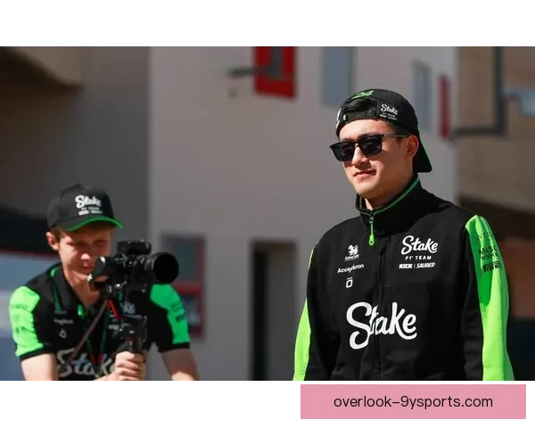 F1新赛季揭幕战风云再起豪门车队角逐冠军悬念升级引爆全球关注